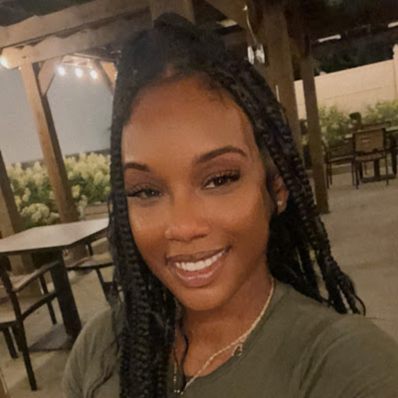 Meet the Posher Other - Meet your Posher, Lizz